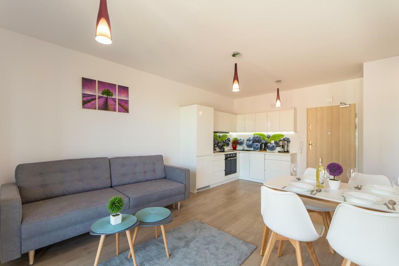 Apartament Waterline *